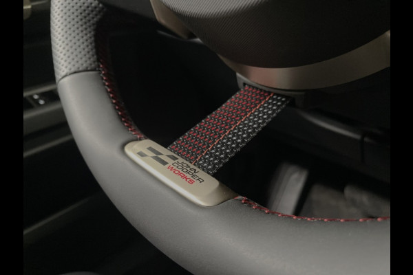 MINI Countryman 1.5 C 170pk John Cooper Works XL panorama trekhaak massage Hea