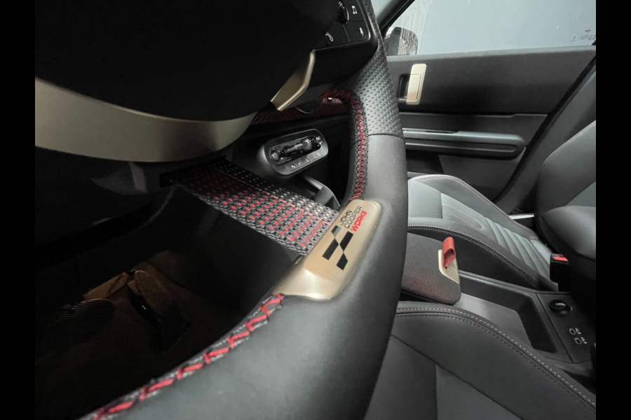 MINI Countryman 1.5 C 170pk John Cooper Works XL panorama trekhaak massage Hea