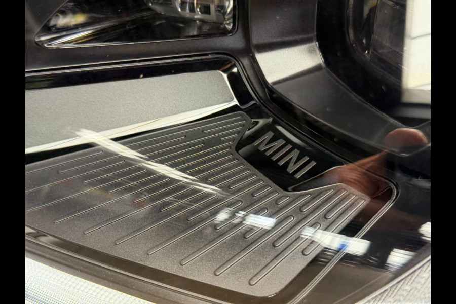 MINI Countryman 1.5 C 170pk John Cooper Works XL panorama trekhaak massage Hea