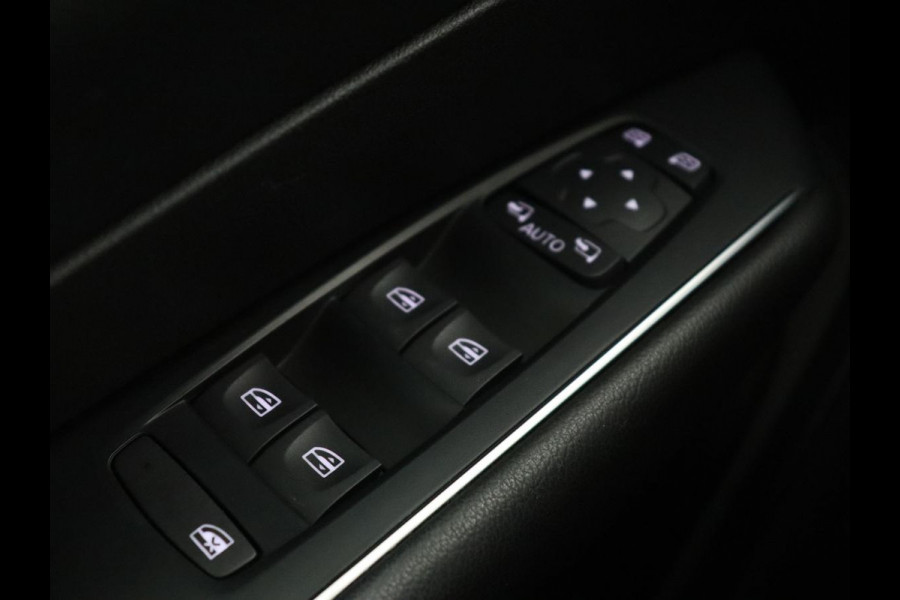 Renault Talisman 1.3 TCe Limited | 87.200km NAP | Carplay | Half leder | Navigatie | Parkeerhulp | Keyless | Climate control | DAB | Cruise control Renault Talisman 1.3 TCe Limited | 87.200km NAP | Carplay | Half leder | Navigatie | Parkeerhulp | Keyless | Climate control | DAB | Cruise control