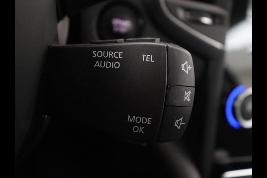 Renault Talisman 1.3 TCe Limited | 87.200km NAP | Carplay | Half leder | Navigatie | Parkeerhulp | Keyless | Climate control | DAB | Cruise control Renault Talisman 1.3 TCe Limited | 87.200km NAP | Carplay | Half leder | Navigatie | Parkeerhulp | Keyless | Climate control | DAB | Cruise control