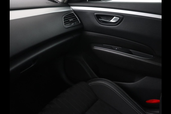 Renault Talisman 1.3 TCe Limited | 87.200km NAP | Carplay | Half leder | Navigatie | Parkeerhulp | Keyless | Climate control | DAB | Cruise control Renault Talisman 1.3 TCe Limited | 87.200km NAP | Carplay | Half leder | Navigatie | Parkeerhulp | Keyless | Climate control | DAB | Cruise control