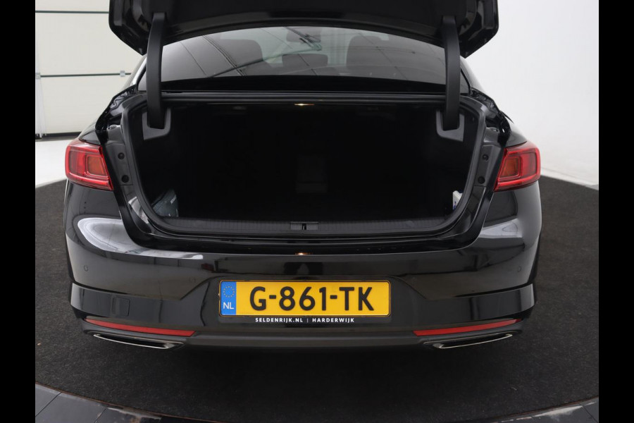 Renault Talisman 1.3 TCe Limited | 87.200km NAP | Carplay | Half leder | Navigatie | Parkeerhulp | Keyless | Climate control | DAB | Cruise control Renault Talisman 1.3 TCe Limited | 87.200km NAP | Carplay | Half leder | Navigatie | Parkeerhulp | Keyless | Climate control | DAB | Cruise control