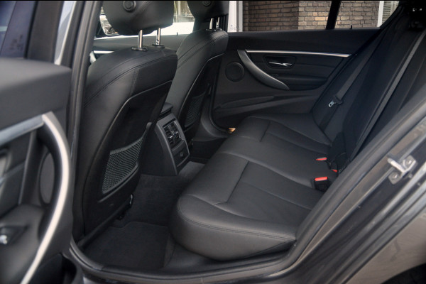 BMW 3-serie 340i M Sport Edition | Zeer nette staat! | NLse Auto | 53.800 km! BMW 3-serie 340i M Sport Edition | Zeer nette staat! | NLse Auto | 53.800 km!