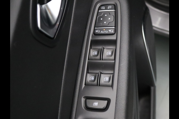 Renault Captur 130pk TCe Intens Camera | Cruise | Navi | Parkeersens. v+a | Trekhaak