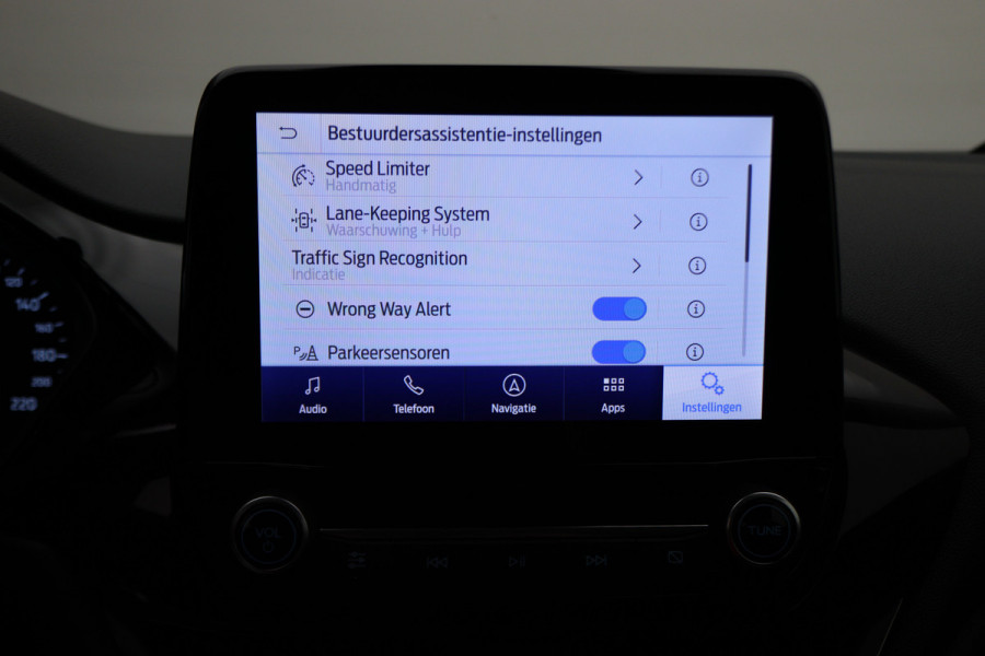 Ford Fiesta 1.0 EcoBoost Hybrid Titanium Climate, Cruise, Elektrisch Pakket, Apple Carplay, LED, DAB, Navigatie, PDC