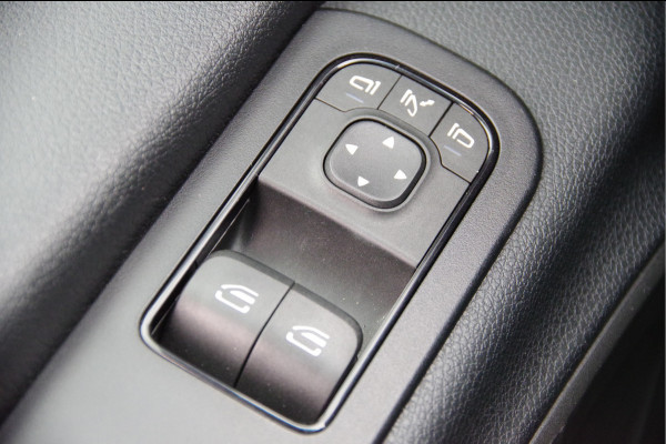 Mercedes-Benz Sprinter 315 1.9 CDI L1H1 AUT. LEDER, TREKHAAK, CAMERA, NAVI, CRUISE, CLIMA, NL AUTO, NAP Mercedes-Benz Sprinter 315 1.9 CDI L1H1 AUT. LEDER, TREKHAAK, CAMERA, NAVI, CRUISE, CLIMA, NL AUTO, NAP