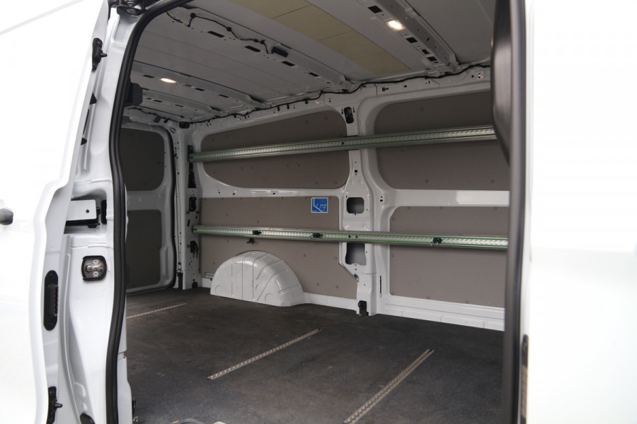 Ford Transit Custom 320 2.0 TDCI 136 | KAR-edition | L2H1 | LED | Camera | Navi | Clima.. Ford Transit Custom 320 2.0 TDCI 136 | KAR-edition | L2H1 | LED | Camera | Navi | Clima..