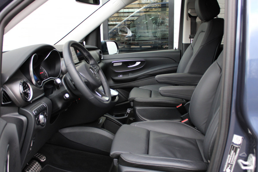 Mercedes-Benz V-Klasse 250d / Lang / AMG / DC / 2x Elec Schuifdeur / Camera / Vol Opties / NIEUWSTAAT Mercedes-Benz V-Klasse 250d / Lang / AMG / DC / 2x Elec Schuifdeur / Camera / Vol Opties / NIEUWSTAAT