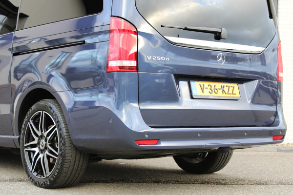 Mercedes-Benz V-Klasse 250d / Lang / AMG / DC / 2x Elec Schuifdeur / Camera / Vol Opties / NIEUWSTAAT Mercedes-Benz V-Klasse 250d / Lang / AMG / DC / 2x Elec Schuifdeur / Camera / Vol Opties / NIEUWSTAAT