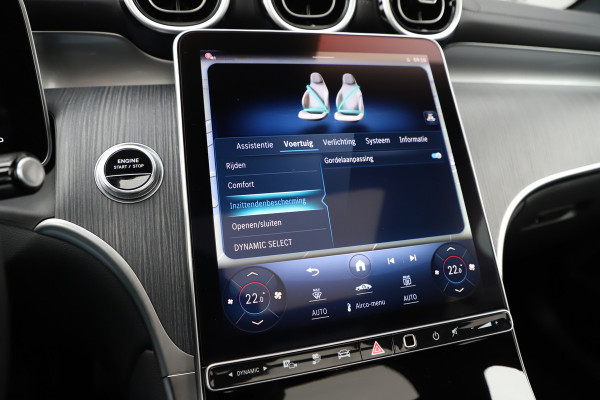 Mercedes-Benz GLC 300e AMG 4-Matic Aut9 | 313PK | Head-up | Pano | Memory | Burmester | Distronic | Digital-light | Keyles-go | Sfeerverlichting | Mercedes-Benz GLC 300e AMG 4-Matic Aut9 | 313PK | Head-up | Pano | Memory | Burmester | Distronic | Digital-light | Keyles-go | Sfeerverlichting |