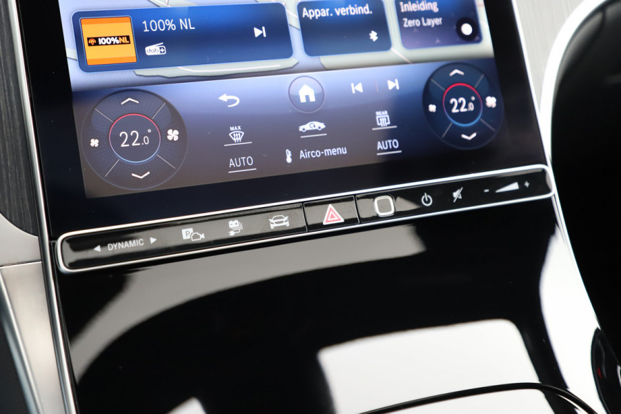 Mercedes-Benz GLC 300e AMG 4-Matic Aut9 | 313PK | Head-up | Pano | Memory | Burmester | Distronic | Digital-light | Keyles-go | Sfeerverlichting | Mercedes-Benz GLC 300e AMG 4-Matic Aut9 | 313PK | Head-up | Pano | Memory | Burmester | Distronic | Digital-light | Keyles-go | Sfeerverlichting |