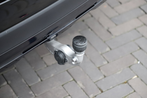 Mercedes-Benz GLC 300e AMG 4-Matic Aut9 | 313PK | Head-up | Pano | Memory | Burmester | Distronic | Digital-light | Keyles-go | Sfeerverlichting | Mercedes-Benz GLC 300e AMG 4-Matic Aut9 | 313PK | Head-up | Pano | Memory | Burmester | Distronic | Digital-light | Keyles-go | Sfeerverlichting |