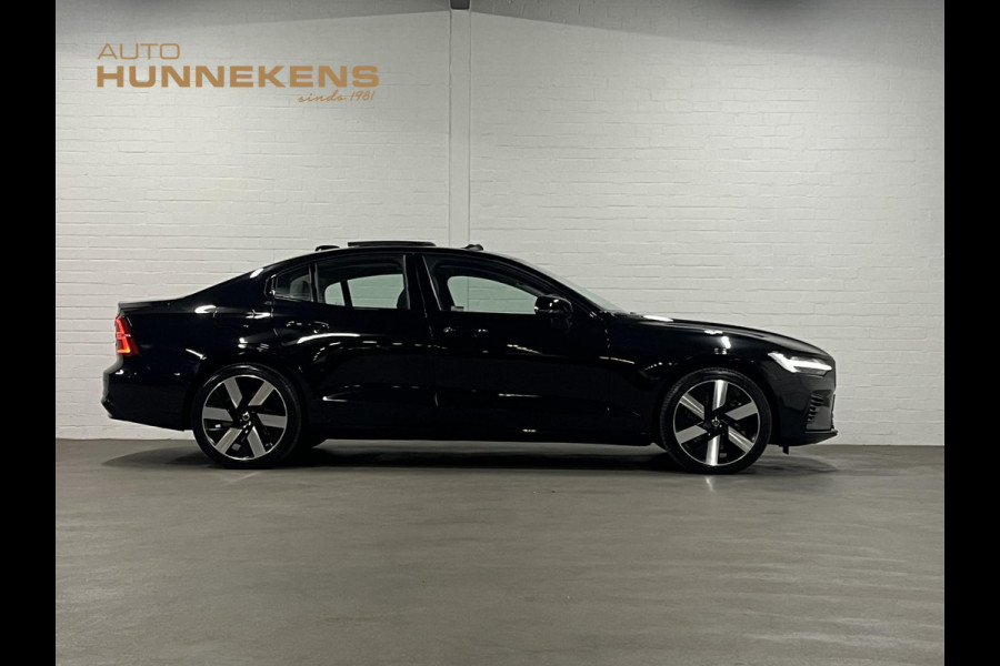 Volvo S60 2.0 Recharge T8 AWD Ultimate Dark *455 PK* | Massage | Open dak | Bowers & Wilkins | Adapt. cruise | Stoelventilatie & Stoelverwarming | Head-up Volvo S60 2.0 Recharge T8 AWD Ultimate Dark *455 PK* | Massage | Open dak | Bowers & Wilkins | Adapt. cruise | Stoelventilatie & Stoelverwarming | Head-up