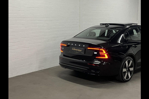 Volvo S60 2.0 Recharge T8 AWD Ultimate Dark *455 PK* | Massage | Open dak | Bowers & Wilkins | Adapt. cruise | Stoelventilatie & Stoelverwarming | Head-up Volvo S60 2.0 Recharge T8 AWD Ultimate Dark *455 PK* | Massage | Open dak | Bowers & Wilkins | Adapt. cruise | Stoelventilatie & Stoelverwarming | Head-up