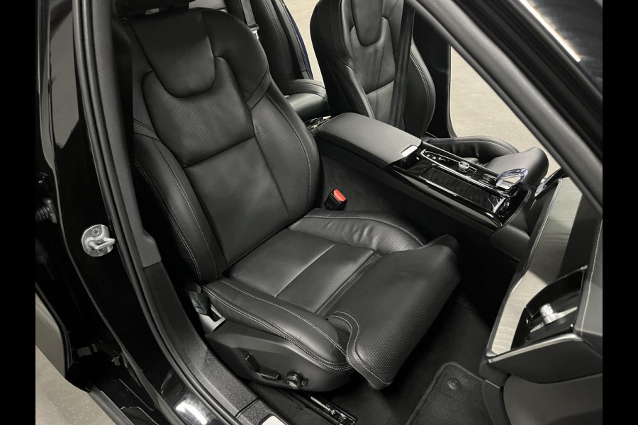 Volvo S60 2.0 Recharge T8 AWD Ultimate Dark *455 PK* | Massage | Open dak | Bowers & Wilkins | Adapt. cruise | Stoelventilatie & Stoelverwarming | Head-up Volvo S60 2.0 Recharge T8 AWD Ultimate Dark *455 PK* | Massage | Open dak | Bowers & Wilkins | Adapt. cruise | Stoelventilatie & Stoelverwarming | Head-up
