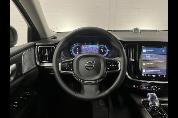 Volvo S60 2.0 Recharge T8 AWD Ultimate Dark *455 PK* | Massage | Open dak | Bowers & Wilkins | Adapt. cruise | Stoelventilatie & Stoelverwarming | Head-up Volvo S60 2.0 Recharge T8 AWD Ultimate Dark *455 PK* | Massage | Open dak | Bowers & Wilkins | Adapt. cruise | Stoelventilatie & Stoelverwarming | Head-up