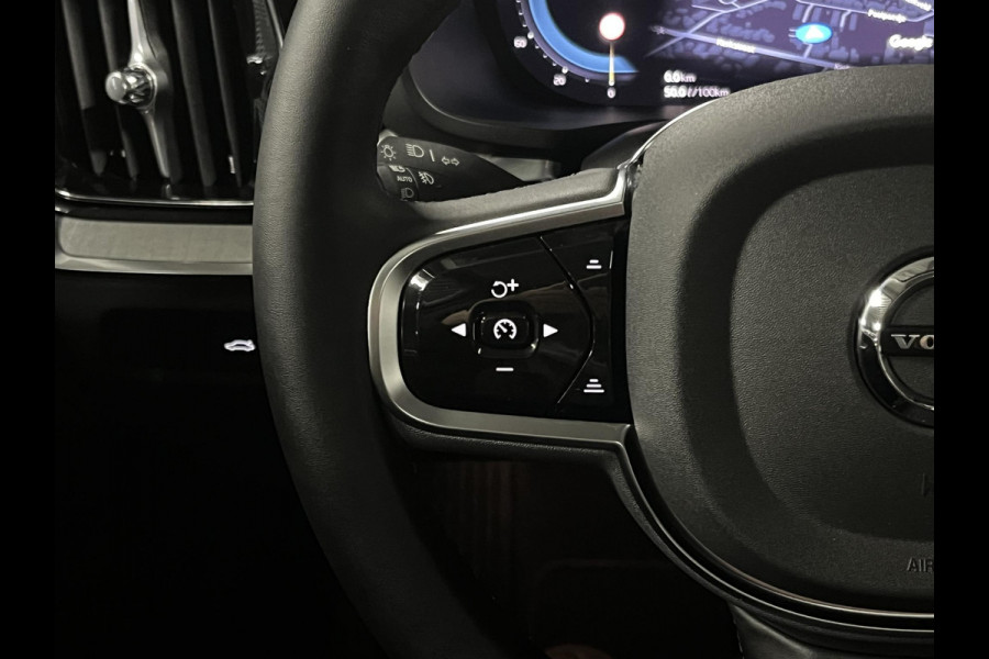 Volvo S60 2.0 Recharge T8 AWD Ultimate Dark *455 PK* | Massage | Open dak | Bowers & Wilkins | Adapt. cruise | Stoelventilatie & Stoelverwarming | Head-up Volvo S60 2.0 Recharge T8 AWD Ultimate Dark *455 PK* | Massage | Open dak | Bowers & Wilkins | Adapt. cruise | Stoelventilatie & Stoelverwarming | Head-up