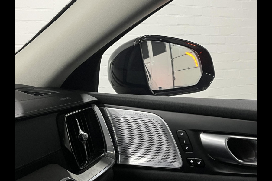 Volvo S60 2.0 Recharge T8 AWD Ultimate Dark *455 PK* | Massage | Open dak | Bowers & Wilkins | Adapt. cruise | Stoelventilatie & Stoelverwarming | Head-up Volvo S60 2.0 Recharge T8 AWD Ultimate Dark *455 PK* | Massage | Open dak | Bowers & Wilkins | Adapt. cruise | Stoelventilatie & Stoelverwarming | Head-up