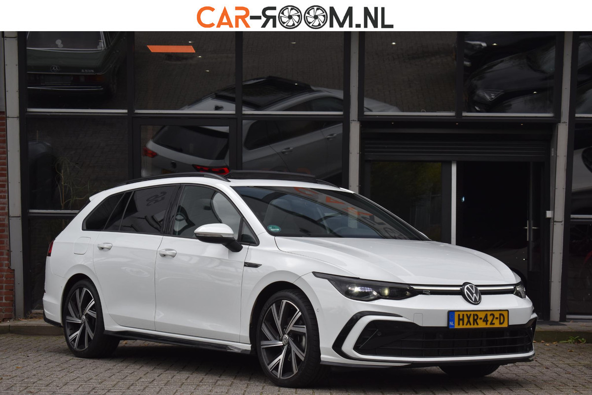 Volkswagen Golf 1.5 eTSI R-Line Business+ Pano Keyless Lane Camera Trekhaak Volkswagen Golf 1.5 eTSI R-Line Business+ Pano Keyless Lane Camera Trekhaak