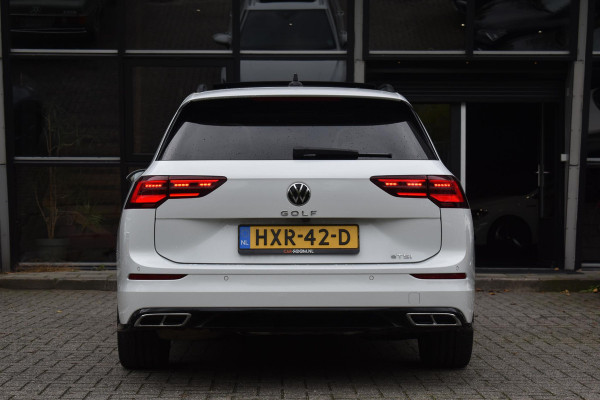 Volkswagen Golf 1.5 eTSI R-Line Business+ Pano Keyless Lane Camera Trekhaak Volkswagen Golf 1.5 eTSI R-Line Business+ Pano Keyless Lane Camera Trekhaak