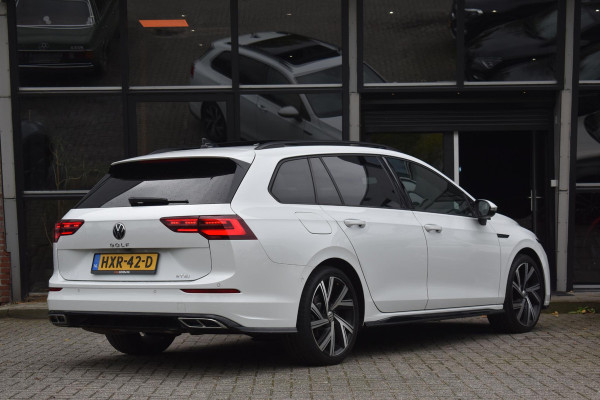 Volkswagen Golf 1.5 eTSI R-Line Business+ Pano Keyless Lane Camera Trekhaak Volkswagen Golf 1.5 eTSI R-Line Business+ Pano Keyless Lane Camera Trekhaak