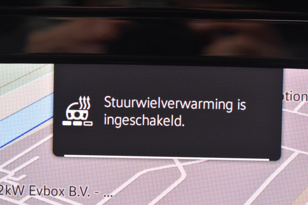 Volkswagen Golf 1.5 eTSI R-Line Business+ Pano Keyless Lane Camera Trekhaak Volkswagen Golf 1.5 eTSI R-Line Business+ Pano Keyless Lane Camera Trekhaak