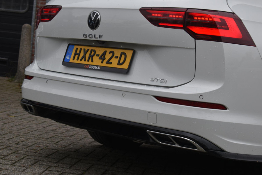 Volkswagen Golf 1.5 eTSI R-Line Business+ Pano Keyless Lane Camera Trekhaak Volkswagen Golf 1.5 eTSI R-Line Business+ Pano Keyless Lane Camera Trekhaak