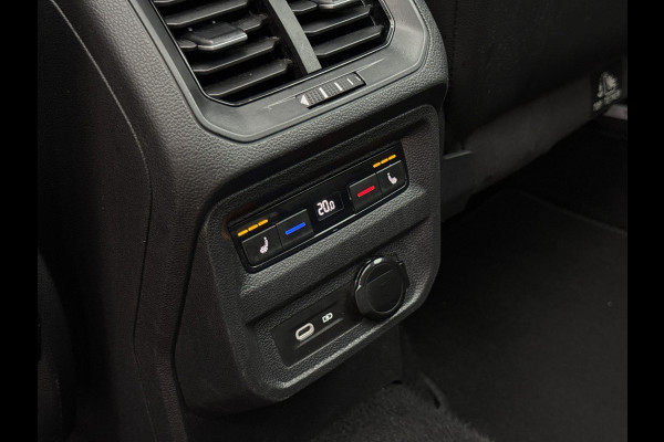 Seat Tarraco 1.5 TSI FR 7p. | NL-auto | Pano | Trekhaak | Beats | Adapt. cruise | Virtual Seat Tarraco 1.5 TSI FR 7p. | NL-auto | Pano | Trekhaak | Beats | Adapt. cruise | Virtual