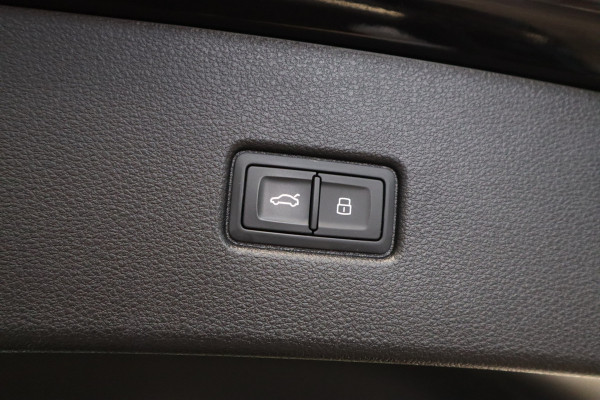 Audi Q5 Sportback 55 TFSI e S edition Full-led Panoramadak Bang&Olufsen Audi Q5 Sportback 55 TFSI e S edition Full-led Panoramadak Bang&Olufsen