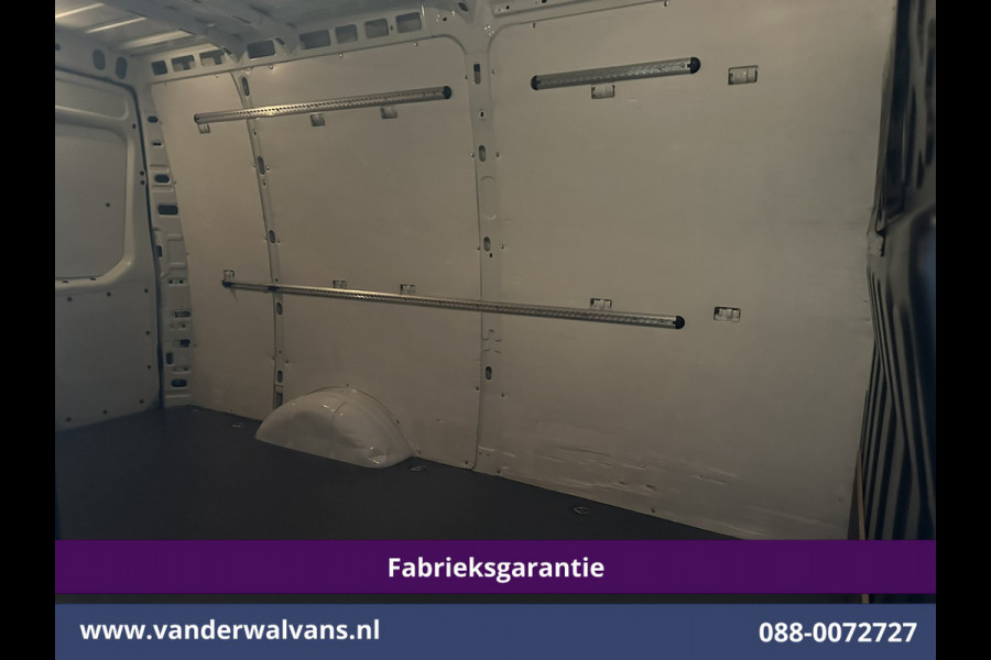 Iveco Daily 35S16V 157pk L2H2 Fabrieksgarantie Euro6 Airco | 3500kg trekvermogen | Parkeersensoren bijrijdersbank Iveco Daily 35S16V 157pk L2H2 Fabrieksgarantie Euro6 Airco | 3500kg trekvermogen | Parkeersensoren bijrijdersbank