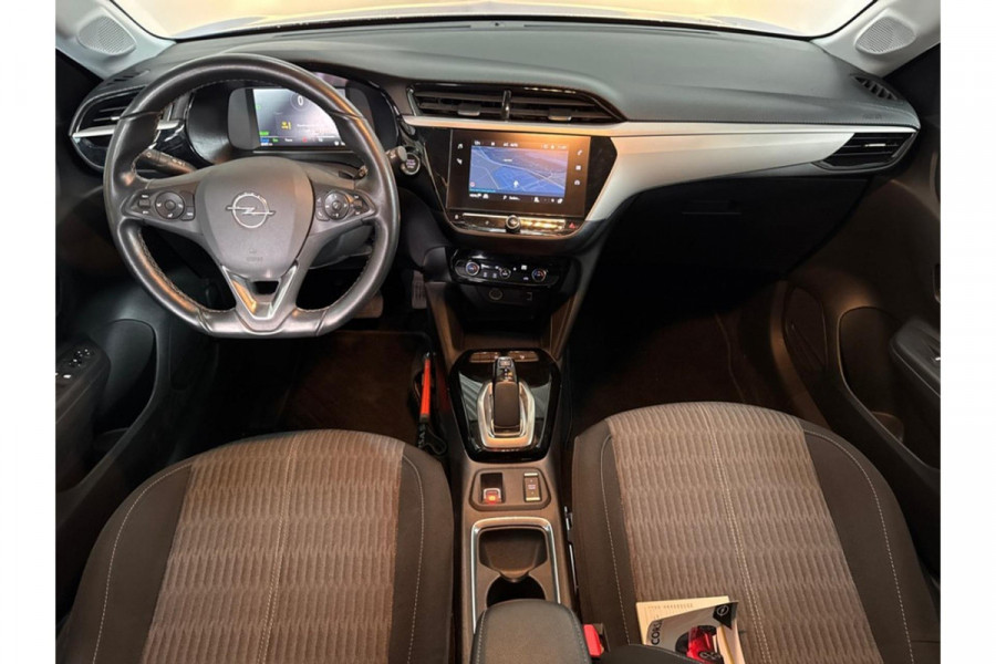 Opel CORSA-E Edition 50 kWh NAVIGATIE/AFWIJKENDE DAKLEUR/PARKEERSENSOREN ACHTER Opel CORSA-E Edition 50 kWh NAVIGATIE/AFWIJKENDE DAKLEUR/PARKEERSENSOREN ACHTER