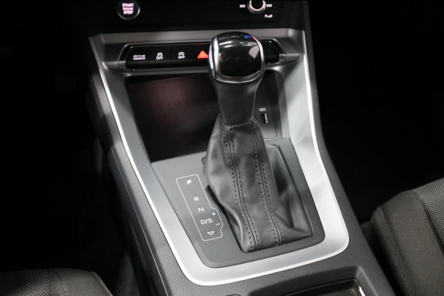 Audi Q3 40 TFSI quattro S Edition 190+PK S-LINE/LED/VIRTUAL/PANO/S.VERWARMING/20" LMV/CAM/ECC/12 MND GARANTIE!