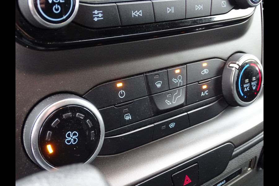 Ford Transit Custom 2.0 TDCI L2H1 Automaat Ford Transit Custom 2.0 TDCI L2H1 Automaat