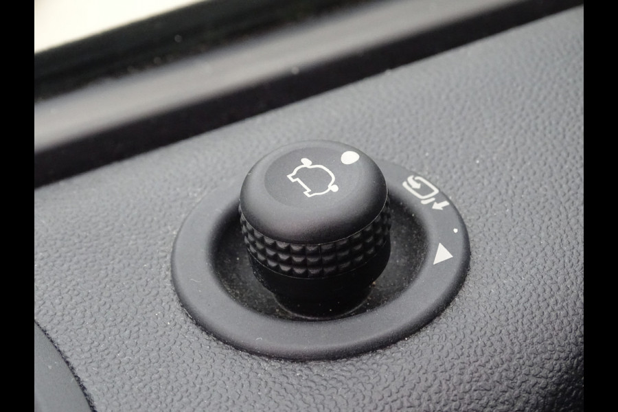 Ford Transit Custom 2.0 TDCI L2H1 Automaat Ford Transit Custom 2.0 TDCI L2H1 Automaat