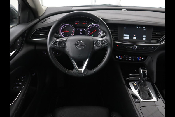 Opel Insignia 1.5 Turbo Innovation | Leder | Stoelverwarming | Camera | Carplay | Matrix LED | Navigatie | Comfortstoelen | Cruise control Opel Insignia 1.5 Turbo Innovation | Leder | Stoelverwarming | Camera | Carplay | Matrix LED | Navigatie | Comfortstoelen | Cruise control