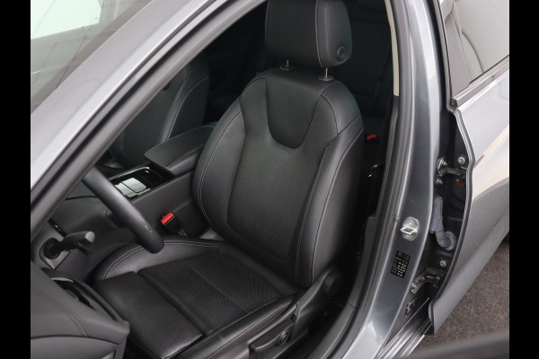 Opel Insignia 1.5 Turbo Innovation | Leder | Stoelverwarming | Camera | Carplay | Matrix LED | Navigatie | Comfortstoelen | Cruise control Opel Insignia 1.5 Turbo Innovation | Leder | Stoelverwarming | Camera | Carplay | Matrix LED | Navigatie | Comfortstoelen | Cruise control