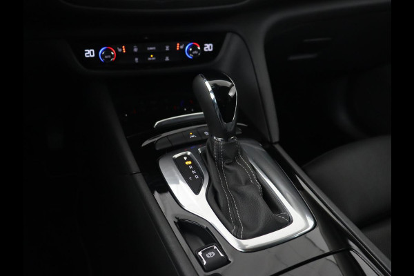Opel Insignia 1.5 Turbo Innovation | Leder | Stoelverwarming | Camera | Carplay | Matrix LED | Navigatie | Comfortstoelen | Cruise control Opel Insignia 1.5 Turbo Innovation | Leder | Stoelverwarming | Camera | Carplay | Matrix LED | Navigatie | Comfortstoelen | Cruise control