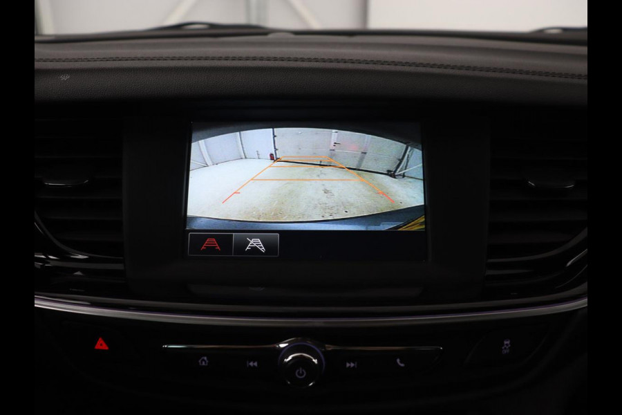Opel Insignia 1.5 Turbo Innovation | Leder | Stoelverwarming | Camera | Carplay | Matrix LED | Navigatie | Comfortstoelen | Cruise control Opel Insignia 1.5 Turbo Innovation | Leder | Stoelverwarming | Camera | Carplay | Matrix LED | Navigatie | Comfortstoelen | Cruise control