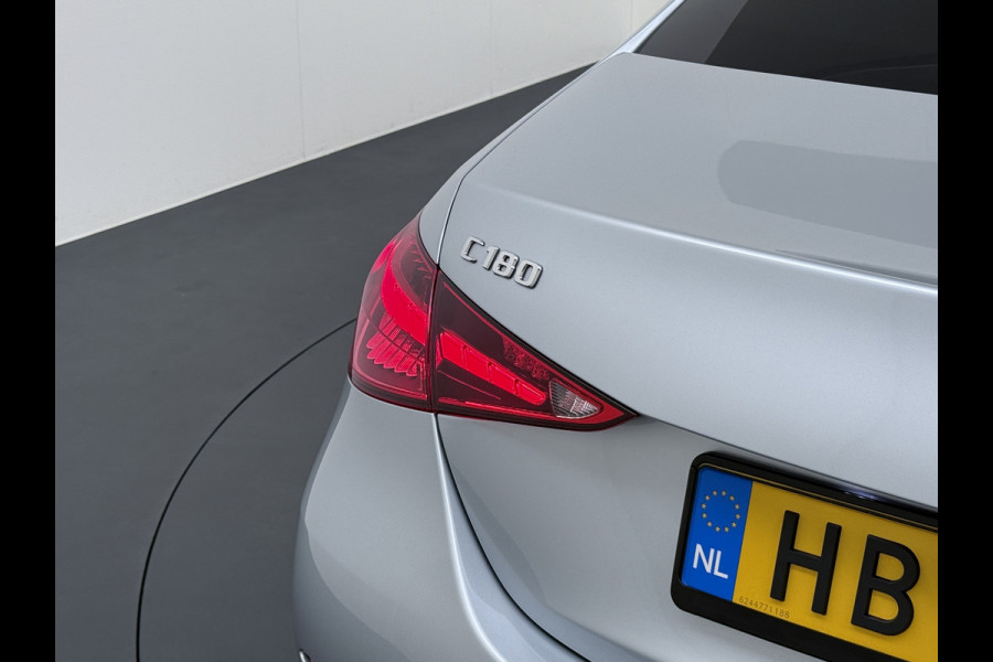 Mercedes-Benz C-Klasse 180 AMG Line | Pano Memory Keyless Digital 360 Camera Mercedes-Benz C-Klasse 180 AMG Line | Pano Memory Keyless Digital 360 Camera