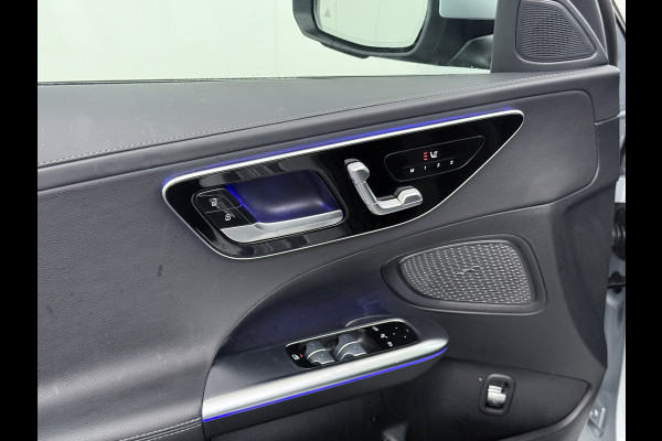 Mercedes-Benz C-Klasse 180 AMG Line | Pano Memory Keyless Digital 360 Camera Mercedes-Benz C-Klasse 180 AMG Line | Pano Memory Keyless Digital 360 Camera