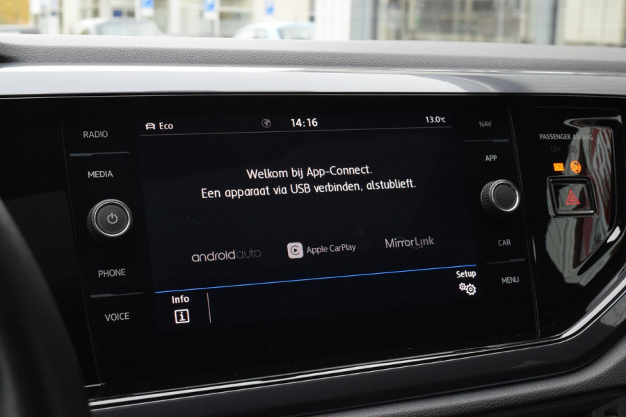 Volkswagen Polo R-Line|Open dak|LED|2xPDC|Carplay|ACC|Clima