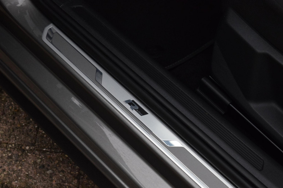 Volkswagen Polo R-Line|Open dak|LED|2xPDC|Carplay|ACC|Clima