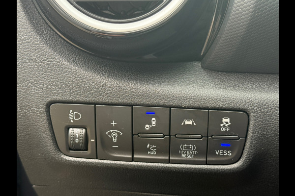 Hyundai Kona 1.6 GDI HEV Fashion Navi|Trekhaak|Camera|Dealer Onderhouden