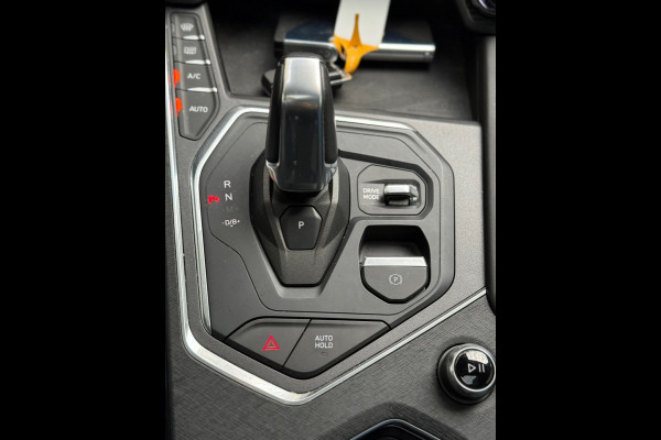 Lynk & Co 01 1.5 Plug-in Hybride l Pano l Camera l Carplay l ACC l Vol Opties l