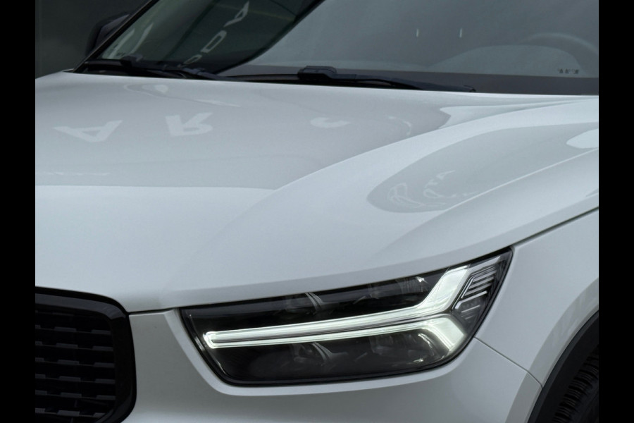 Volvo XC40 1.5 T5 Recharge R-Design Pano|Adap Cruise|Leder|Stuurver Volvo XC40 1.5 T5 Recharge R-Design Pano|Adap Cruise|Leder|Stuurver