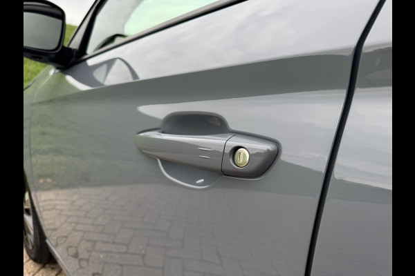 Opel Corsa 1.2 GS Climate Control | Camera | Keyless Opel Corsa 1.2 GS Climate Control | Camera | Keyless