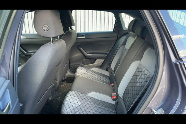 Volkswagen Taigo 1.5 TSI R-Line Business Volkswagen Taigo 1.5 TSI R-Line Business