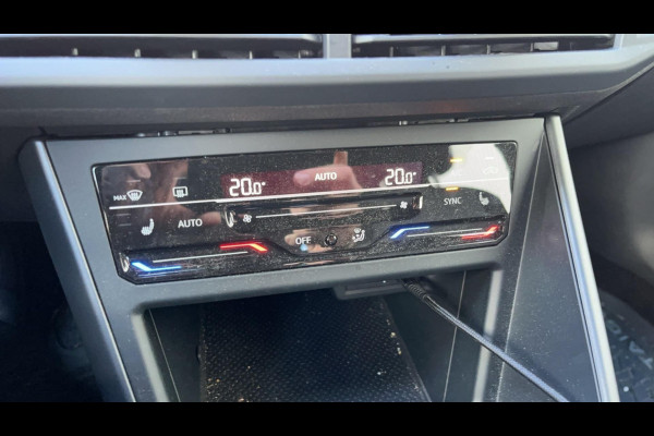 Volkswagen Taigo 1.5 TSI R-Line Business Volkswagen Taigo 1.5 TSI R-Line Business