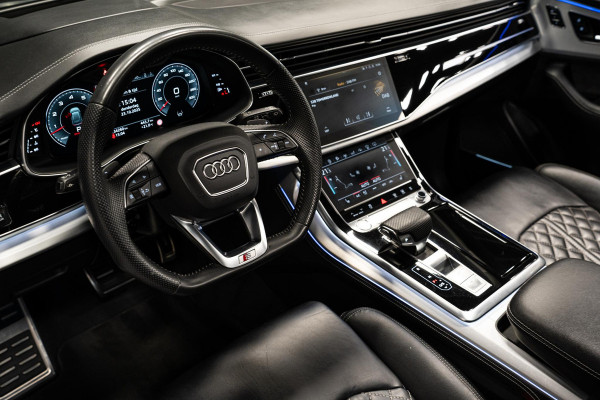 Audi Q8 55 TFSI quattro Pro Line Plus *Bang & Olufsen Advanced / Vierwiel-besturing / Soft-Close / Nachtzicht / Surround-View* Audi Q8 55 TFSI quattro Pro Line Plus *Bang & Olufsen Advanced / Vierwiel-besturing / Soft-Close / Nachtzicht / Surround-View*